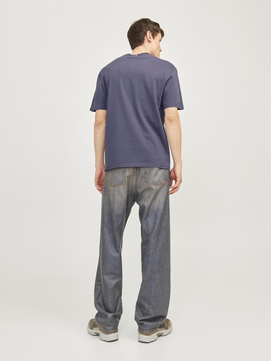 Camiseta básica texto engomado morada - JORFREDERIKSBERG TEE SS CREW NECK NOOS